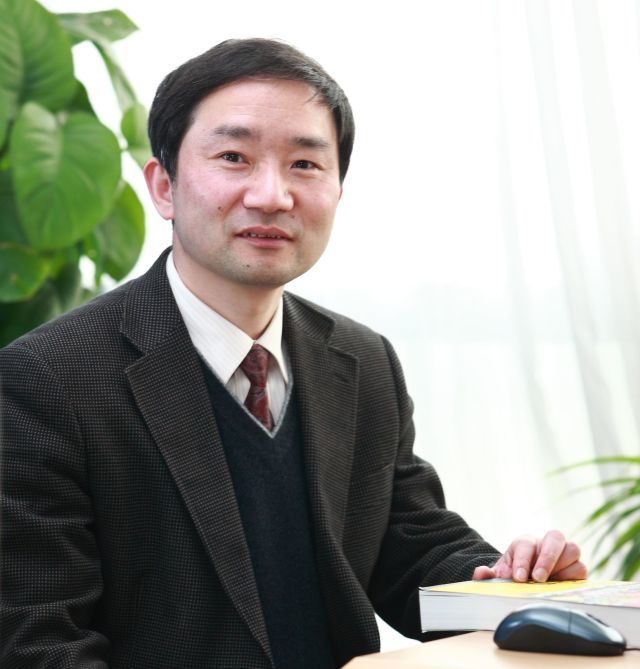 刘渊.jpg